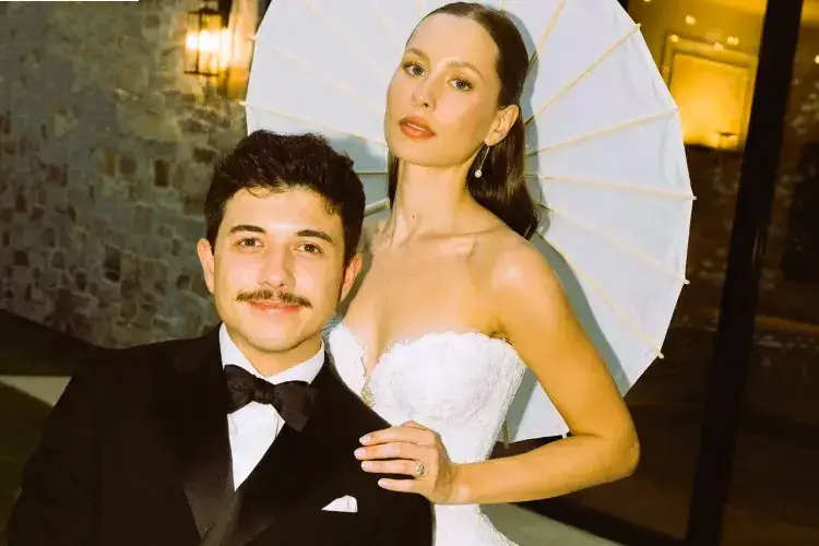 Bradley-Steven-Perry-and-Natasha-Bure-on-their-wedding-day